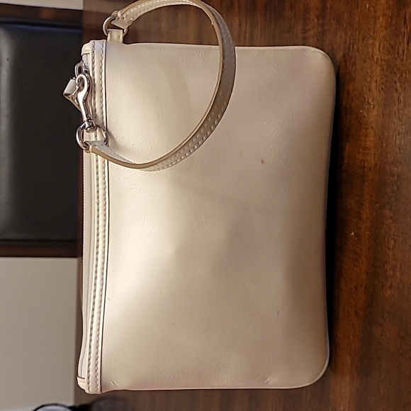 COACH wristlet Coach wristlet Coach wristlet Coach wristlet Coach wristl… - Picture 10 of 16